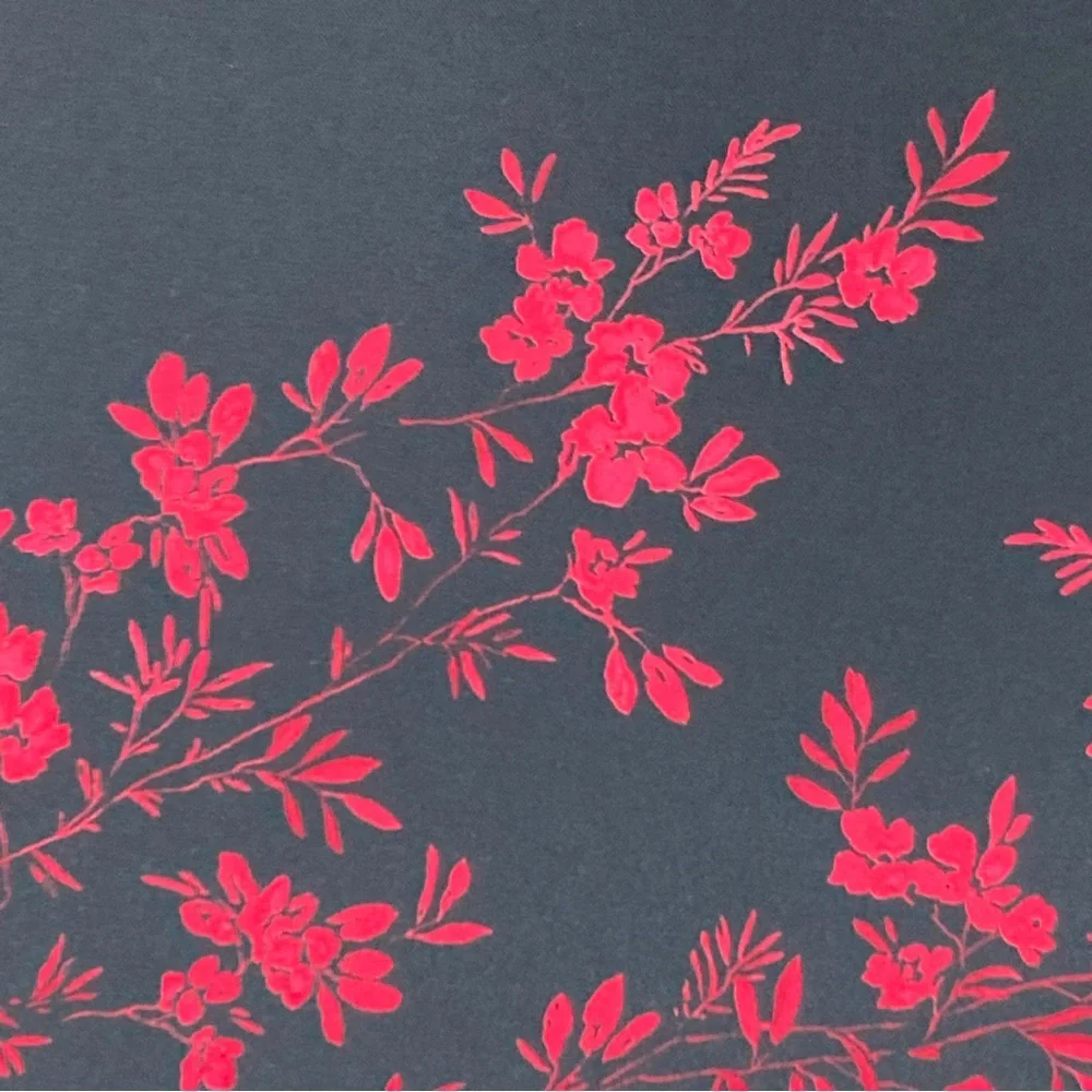 Express Black Skirt w/ Red Flowers Size M - Picture 5 of 8